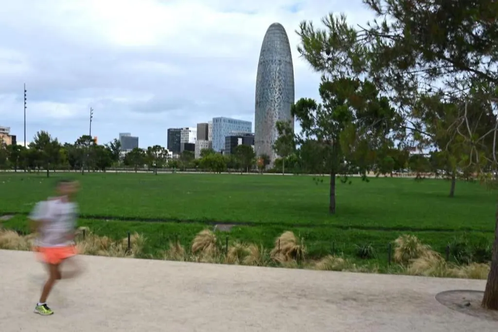 Apartamento Renovado Con Patio Barcelona Lägenhet
