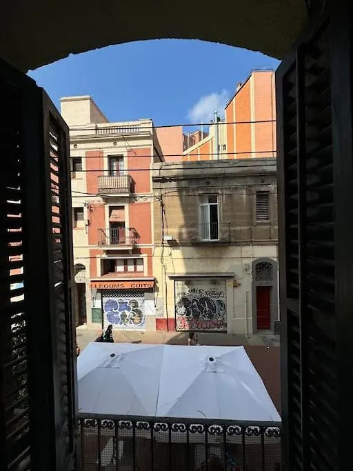 Apartamento Renovado Con Patio Barcelona Spanien