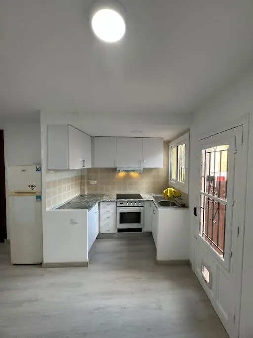 Apartamento Renovado Con Patio バルセロナ
